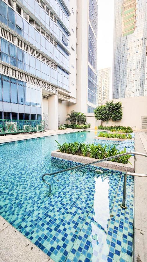 Modern 1Br In Uptown Bgc Aparthotel Taguig Ngoại thất bức ảnh